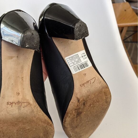 CLARKS Cushion soft black leather heels size 7 US @s4 - Picture 4 of 13